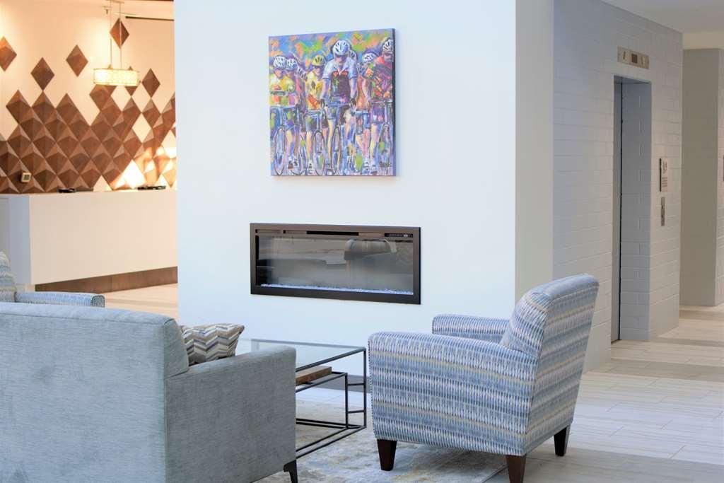 Western Executive Residency & Cedar Falls