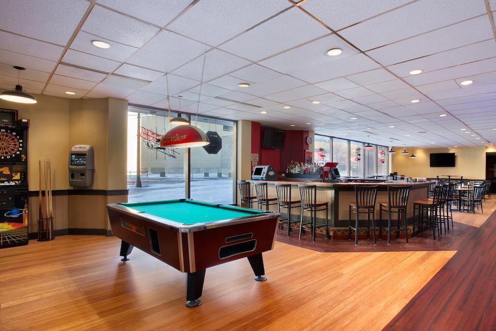 Western Executive Residency & Cedar Falls Waterloo
